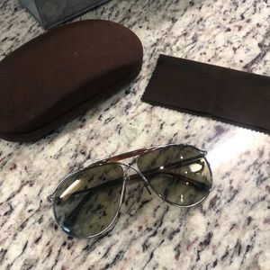 Authentic tom ford sunglasses!